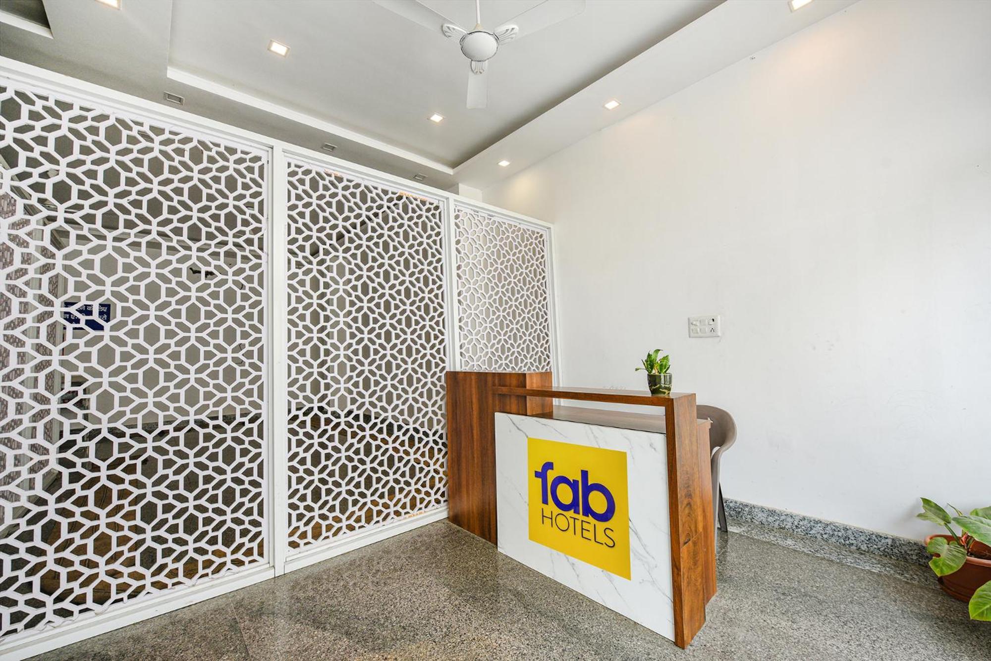Fabhotel Jaswinder Bhawan Haridwār Exteriér fotografie